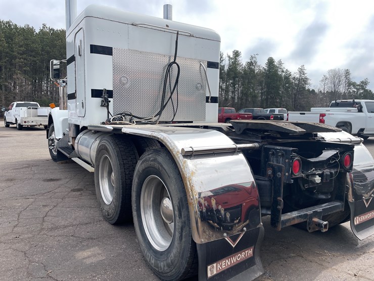 #246-•-1961-kenworth-truck-tractor-(has-nd-title)-(mora,-mn)-image-6