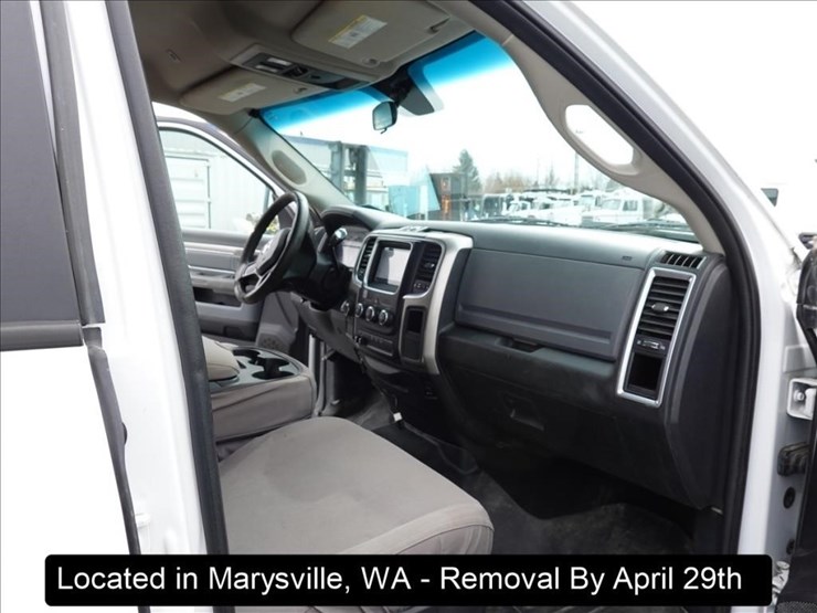 2017-dodge-2500-image-6