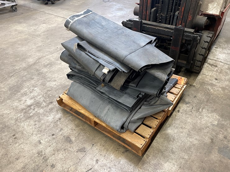 #2583-•-pallet-of-misc.-rubber-(columbia-heights,-mn)-image-2