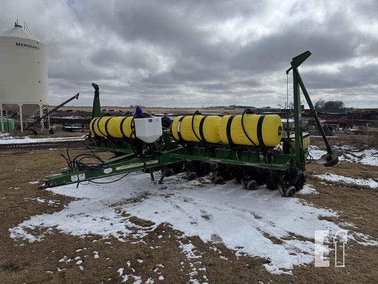 john-deere-1750-image-1