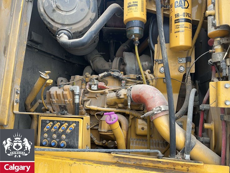 2011-caterpillar-140m-image-23