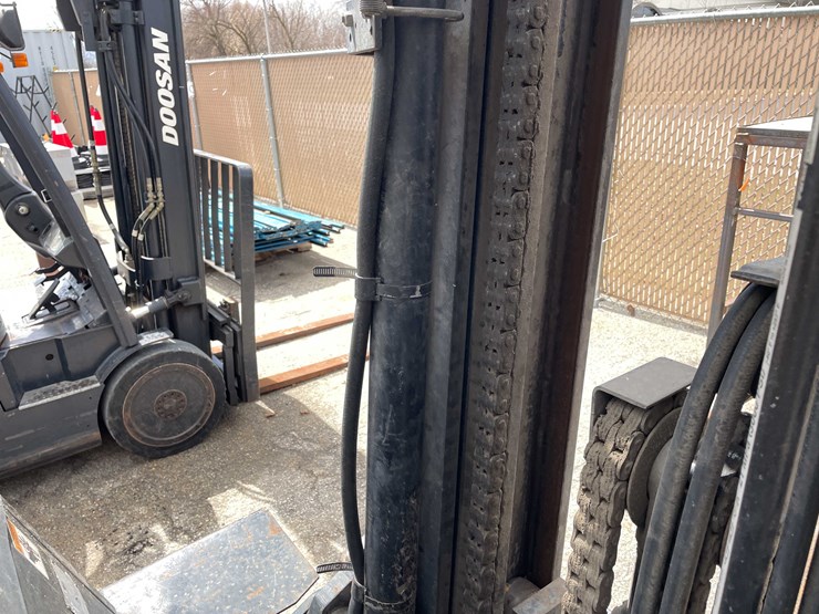 #358-•-yale-forklift-(neenah,-wi)-image-31