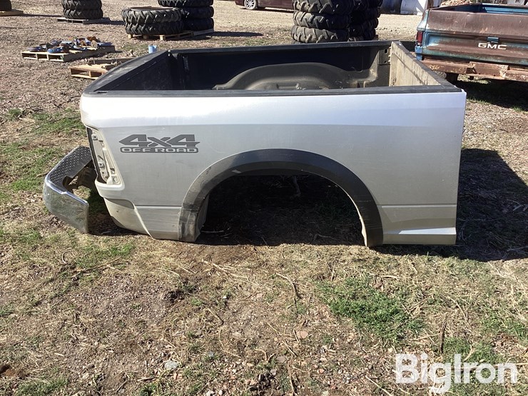 2018-dodge-ram-2500-image-4