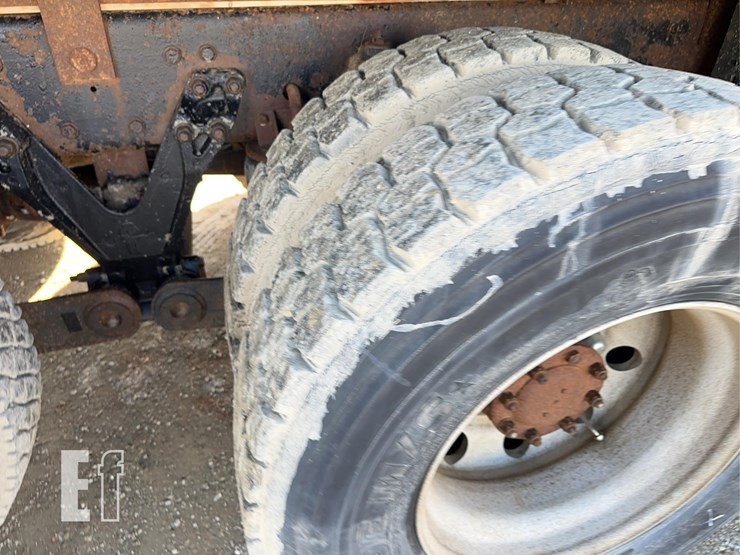 2003-kenworth-t800-image-15