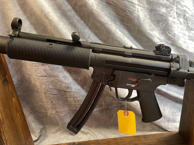 #10078-•-hk-mp5,-22-lr-semi-auto-rifle,-sn:-hd054195-image-12