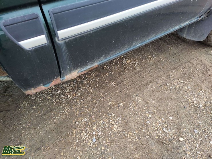 2003-chevrolet-silverado-2500-image-31