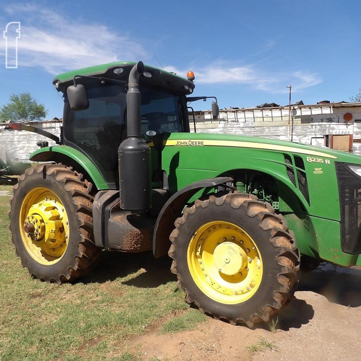 2012 JOHN DEERE 8235R