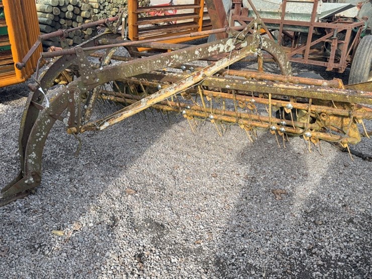 new-holland-256-image-1