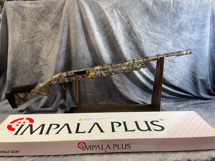 #10113-•-impala-plus-xtra-f,-12-ga.-semi-auto-shotgun,-sn:-60-h22yt-005490-image-1