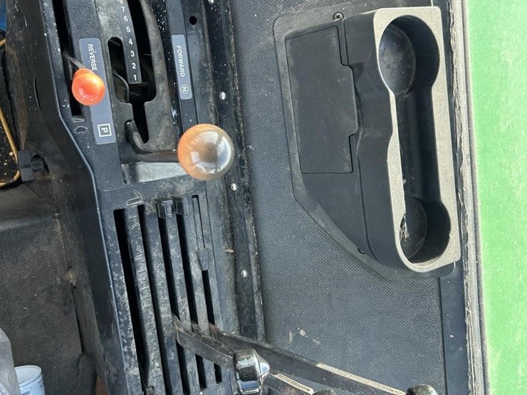 john-deere-4440-image-41