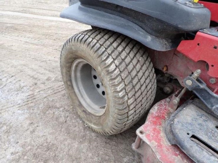 2024-toro-z-master-6000-series-zero-turn-mower-729-image-19