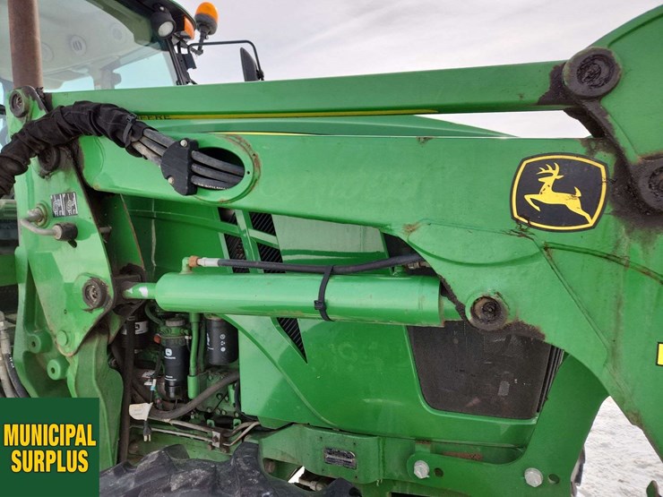 2014-john-deere-6115d-image-38