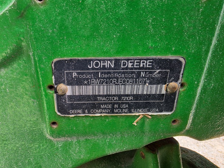 2014-john-deere-7210r-image-9