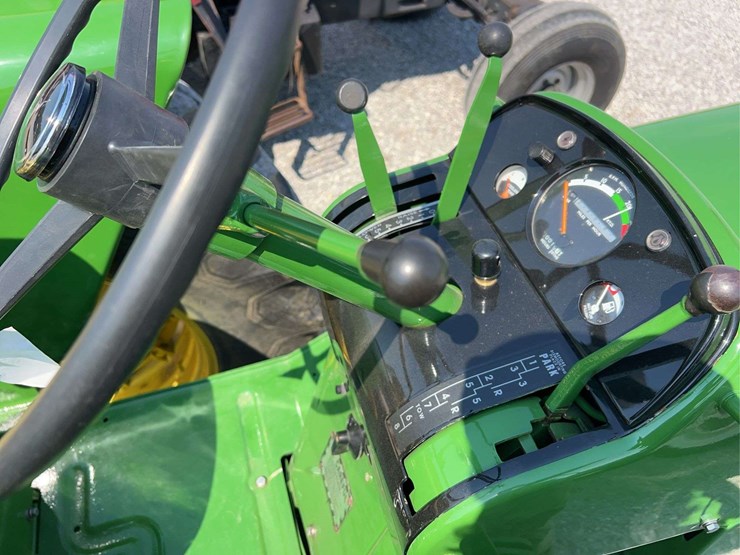 1967-john-deere-3020-image-10