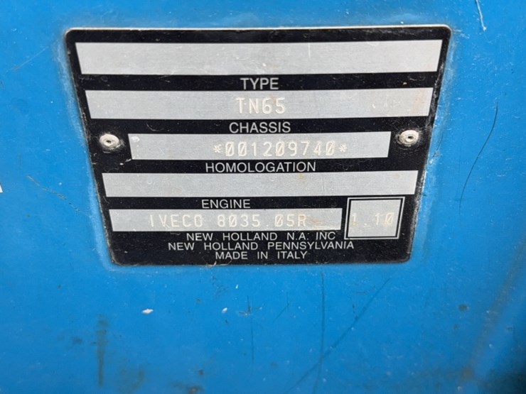 new-holland-tn65-image-20