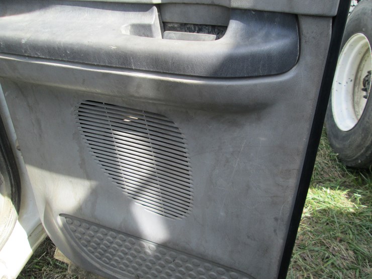 2001-ford-f250-image-23