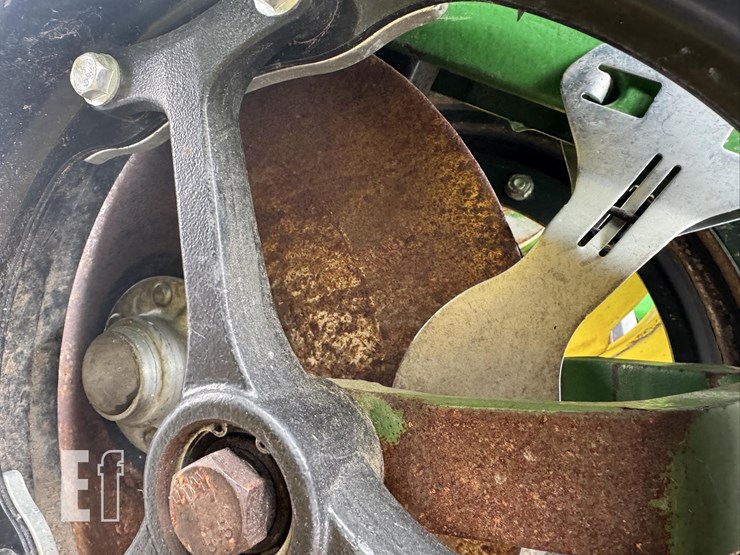 john-deere-1750-image-9