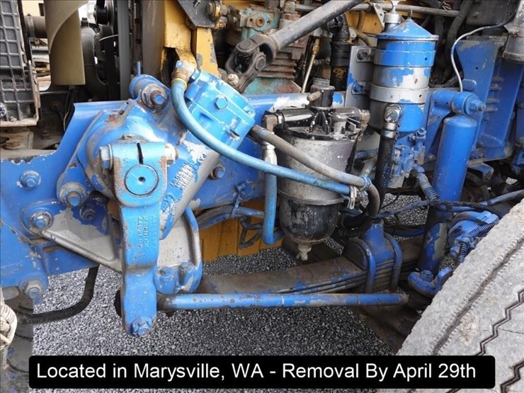 1993-freightliner-fld112-image-8