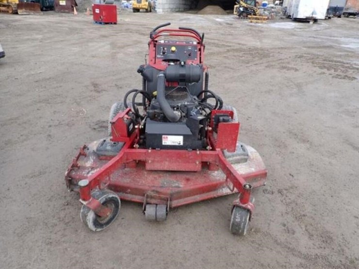 2014-toro-grand-stand-stand-on-mower-7458331400026-image-2