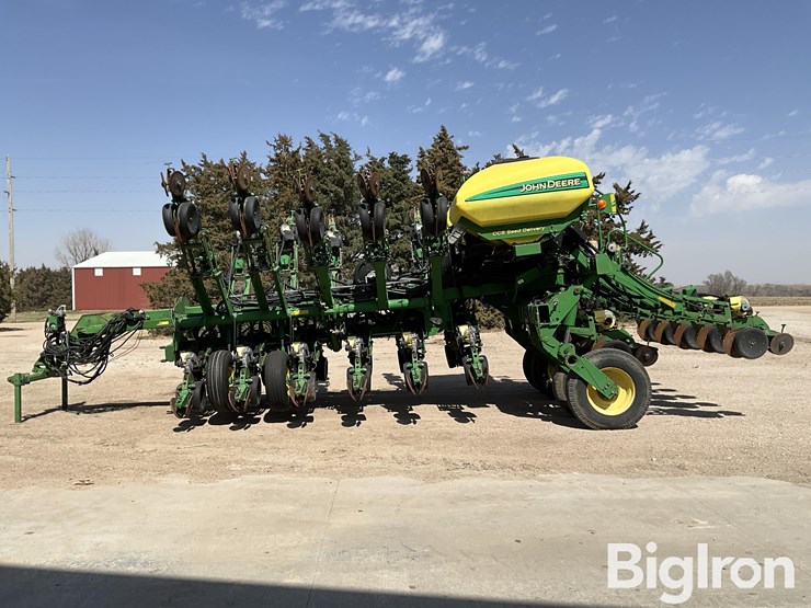 john-deere-1790-image-8