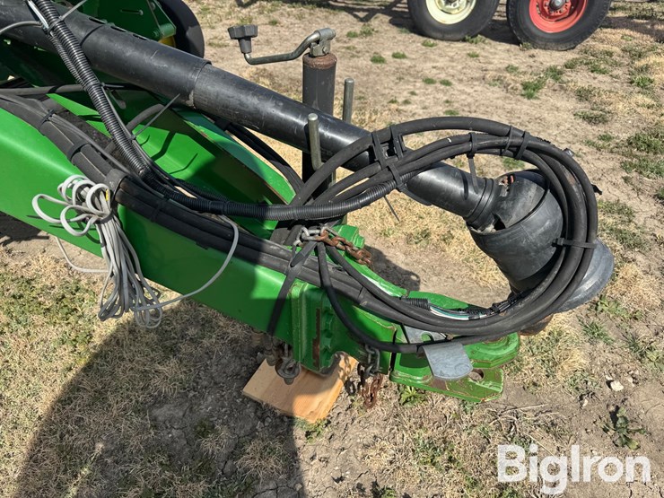 2014-john-deere-569-premium-image-10