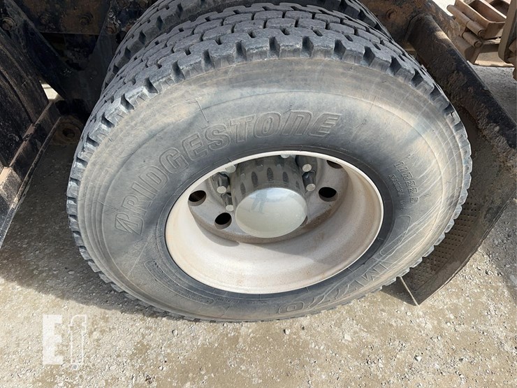 2005-kenworth-t800-image-50