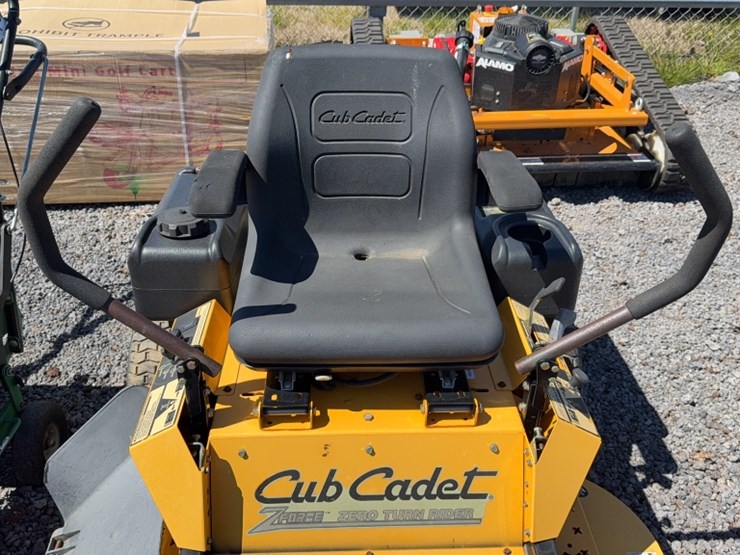 #4085-•-2008-cub-cadet-zero-turn-mower-image-6