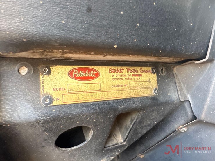 1987-peterbilt-377-image-14