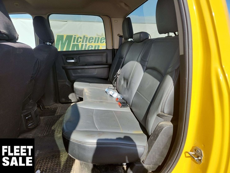 2019-dodge-2500-image-15