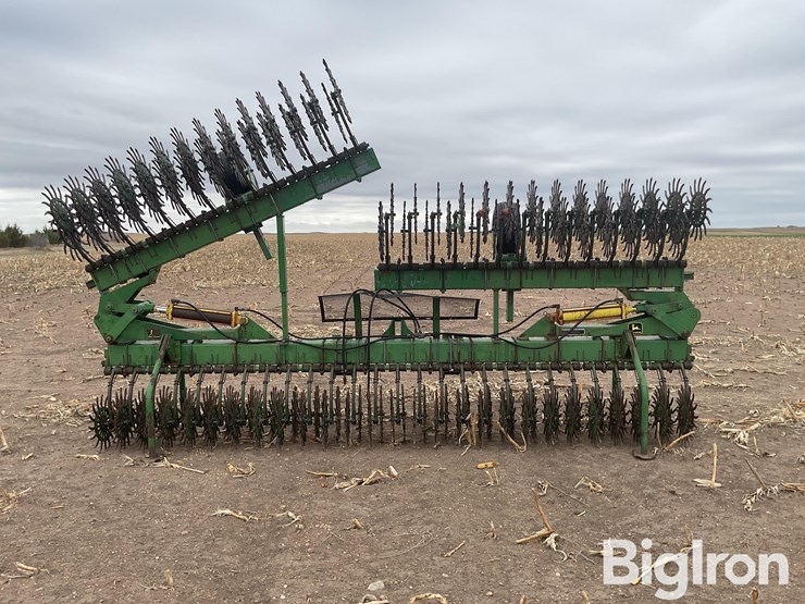 john-deere-400-image-6