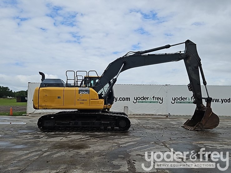 2016-deere-210g-image-5