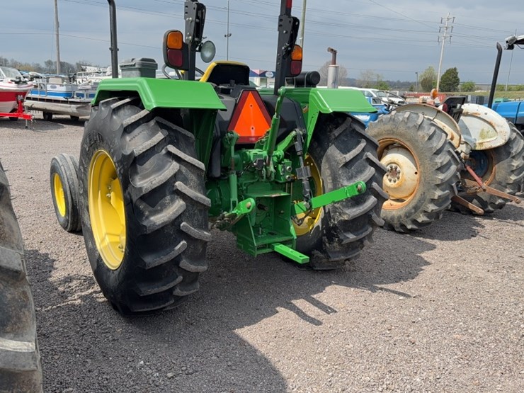 john-deere-5065e-image-11