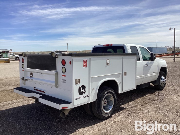 2013-gmc-sierra-3500-image-5