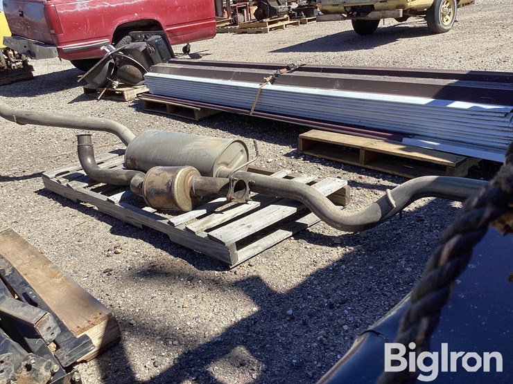 2005-gmc-2500-image-5