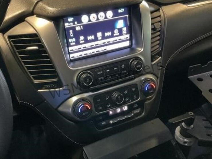 2019-chevrolet-tahoe-image-19