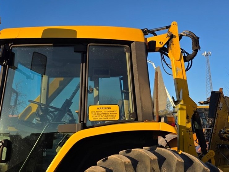 2002-john-deere-6410-image-36