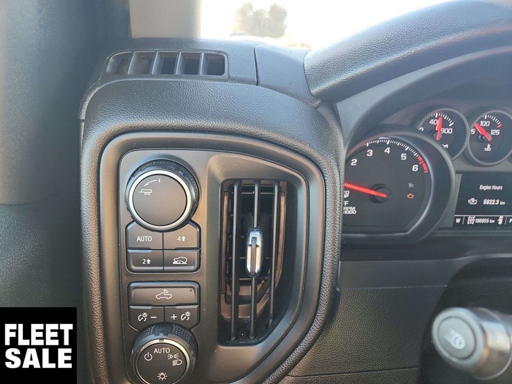 2022-chevrolet-silverado-1500-image-22