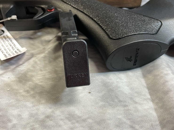 #10059-•-rock-island-tm22,-22-lr-semi-auto-rifle,-sn:-tg970-22a114498-image-18