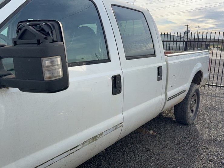 2008-ford-f350-image-15