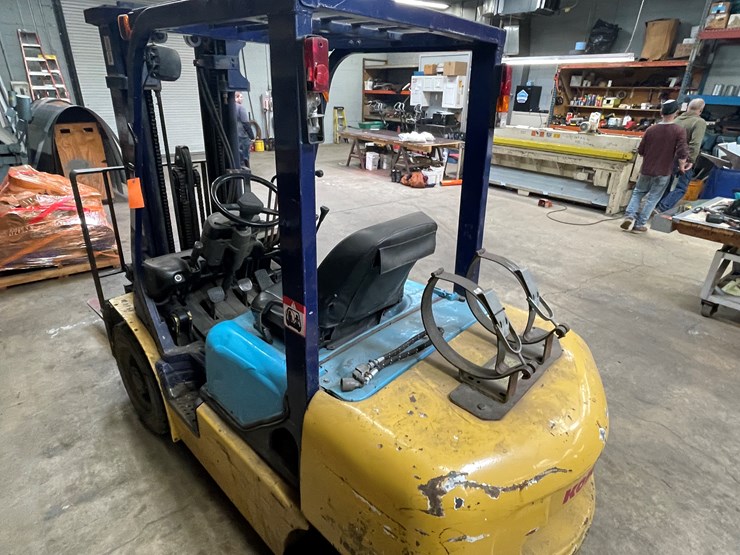 komatsu-fg25c-12-image-3