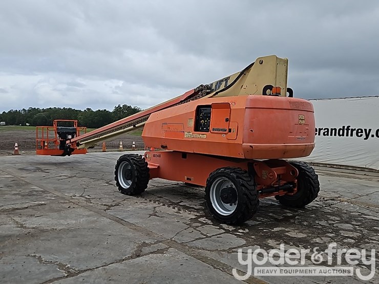 2007-jlg-800s-image-3