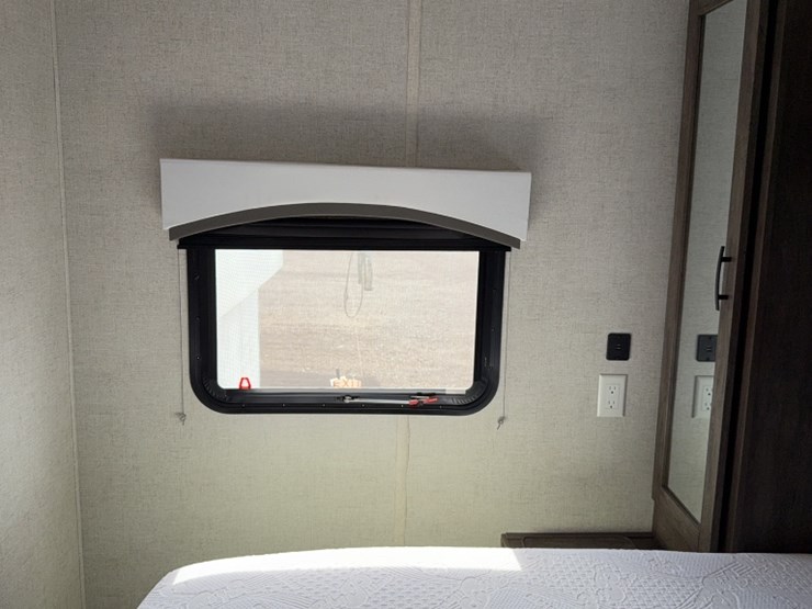 #3001-•-2021-forest-river-30'-bumper-pull-camper-image-37