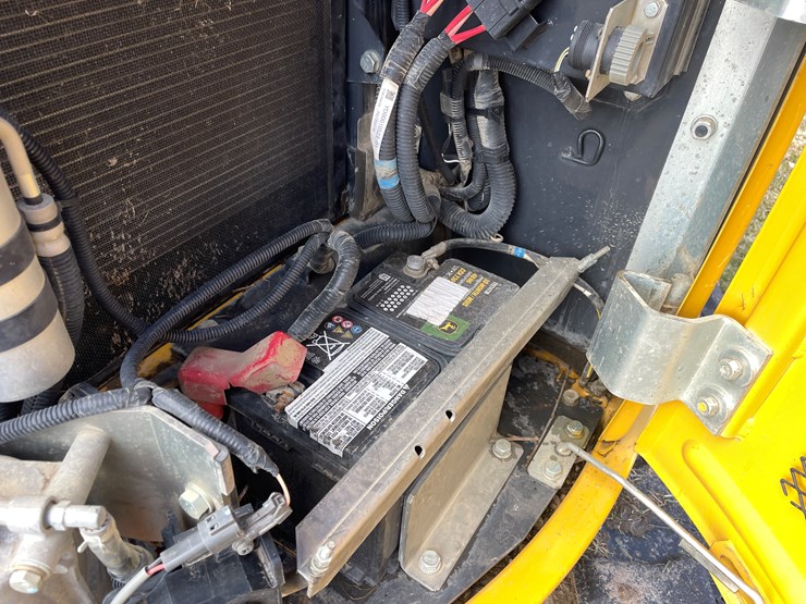 2020-deere-60g-image-28