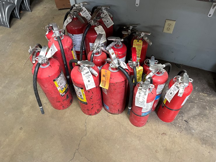 #2580-•-fire-extinguishers-(columbia-heights,-mn)-image-1