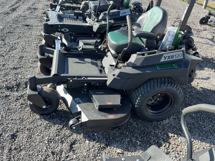 #4075-•-yakta-yxr-320-zero-turn-mower-image-13