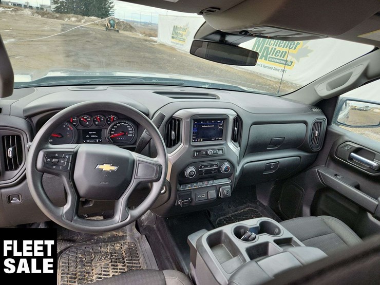 2023-chevrolet-silverado-1500-image-19