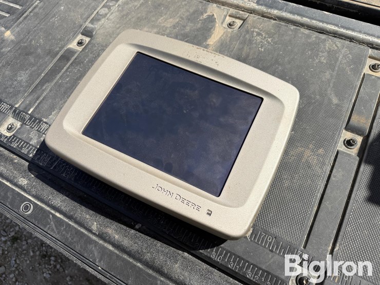 john-deere-2600-image-1