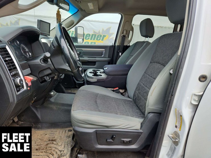 2015-ram-5500-slt-image-14