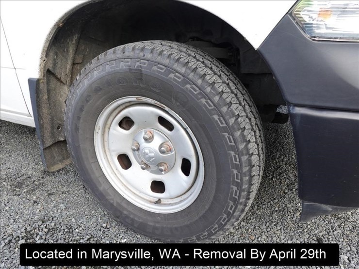 2014-dodge-1500-image-18