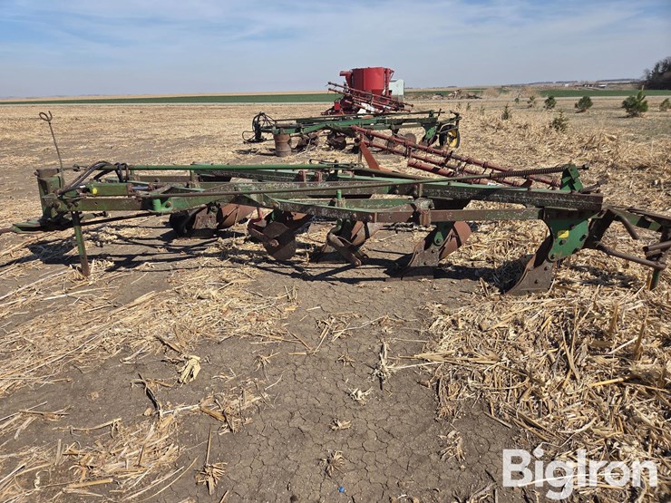 john-deere-5-image-8